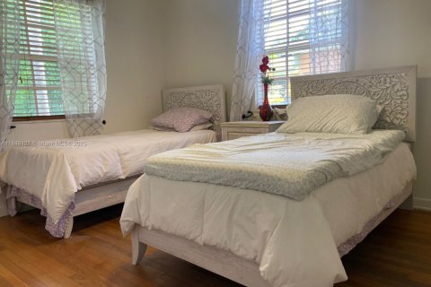 Villa ou maison à louer à Hollywood, Floride: 3 chambres, 128.39 m2 № 1842696 - photo 9