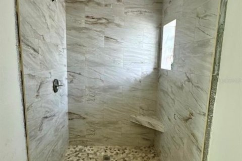 Купить виллу или дом в Мадейра - Бич, Флорида 4 комнаты, 260.87м2, № 1793316 - фото 6