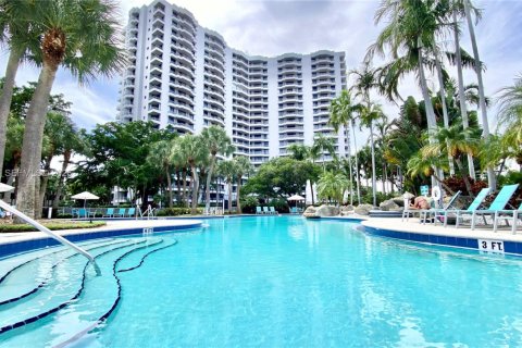 Купить кондоминиум в Авентура, Флорида 2 спальни, 118.08м2, № 2025837 - фото 15