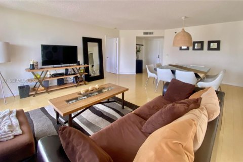 Купить кондоминиум в Авентура, Флорида 2 спальни, 118.08м2, № 2025837 - фото 6