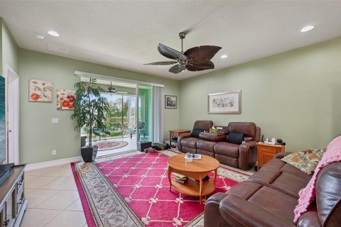 House in Wimauma, Florida 2 bedrooms, 162.3 sq.m. № 1853587 - photo 7