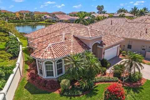 House in Palmetto, Florida 2 bedrooms, 159.23 sq.m. № 2118057 - photo 6