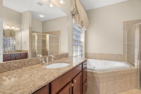 House in Palmetto, Florida 2 bedrooms, 159.23 sq.m. № 2118057 - photo 18