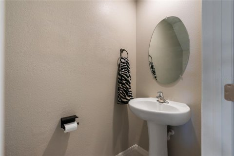 Townhouse in Ruskin, Florida 3 bedrooms, 158.03 sq.m. № 1870814 - photo 6
