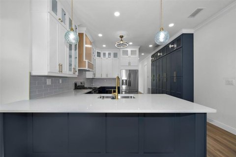 Casa en venta en Tarpon Springs, Florida, 3 dormitorios, 241.55 m2 № 2141152 - foto 21