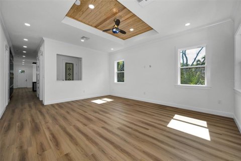 Casa en venta en Tarpon Springs, Florida, 3 dormitorios, 241.55 m2 № 2141152 - foto 18