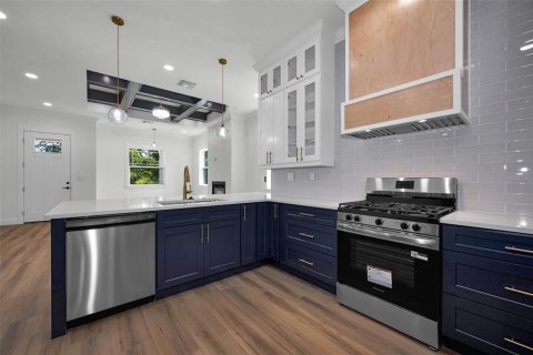 Casa en venta en Tarpon Springs, Florida, 3 dormitorios, 241.55 m2 № 2141152 - foto 24