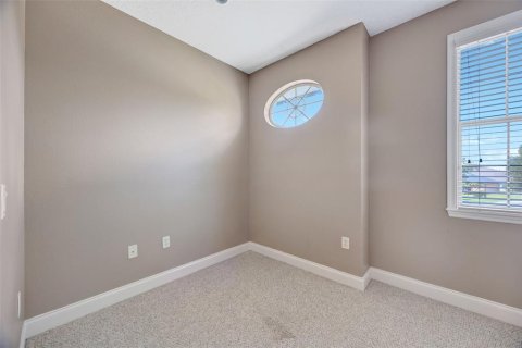 House in Lakeland, Florida 5 bedrooms, 265.61 sq.m. № 2228323 - photo 27