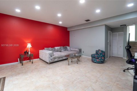 Townhouse in Sunrise, Florida 3 bedrooms, 171.68 sq.m. № 2050810 - photo 21
