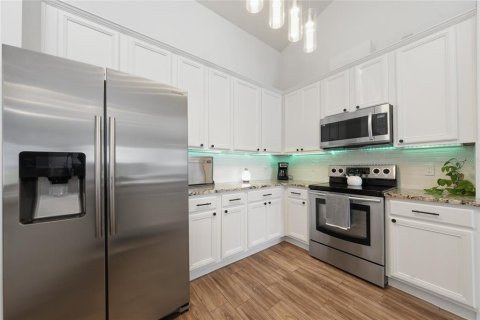 Villa ou maison à vendre à Orlando, Floride: 3 chambres, 193.98 m2 № 2196776 - photo 7