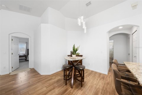 Villa ou maison à vendre à Orlando, Floride: 3 chambres, 193.98 m2 № 2196776 - photo 10