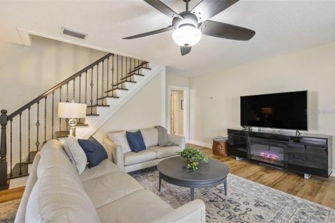 Villa ou maison à louer à Tampa, Floride: 3 chambres, 128.21 m2 № 2399522 - photo 7
