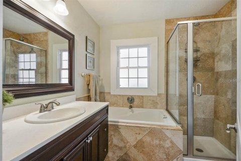 Villa ou maison à louer à Tampa, Floride: 3 chambres, 128.21 m2 № 2399522 - photo 16