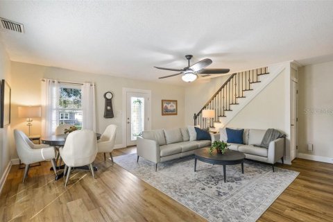 Villa ou maison à louer à Tampa, Floride: 3 chambres, 128.21 m2 № 2399522 - photo 5