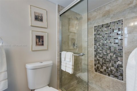 Copropriété à vendre à Hallandale Beach, Floride: 2 chambres, 101.45 m2 № 2088863 - photo 26