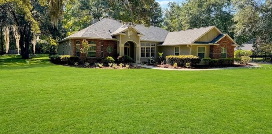 Villa ou maison à High Springs, Floride 4 chambres, 227.52 m2 № 2305172