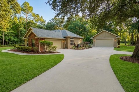 Villa ou maison à vendre à High Springs, Floride: 4 chambres, 227.52 m2 № 2305172 - photo 2