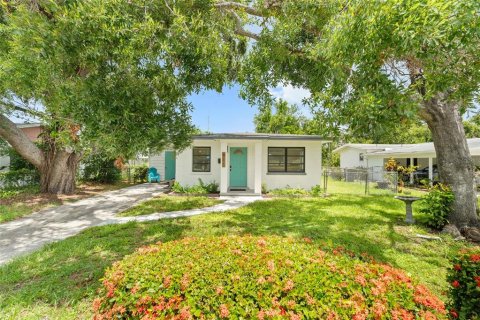 House in Bradenton, Florida 3 bedrooms, 75.81 sq.m. № 1851894 - photo 1