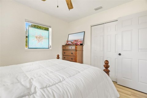 House in Bradenton, Florida 3 bedrooms, 75.81 sq.m. № 1851894 - photo 17