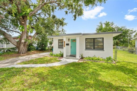 House in Bradenton, Florida 3 bedrooms, 75.81 sq.m. № 1851894 - photo 22