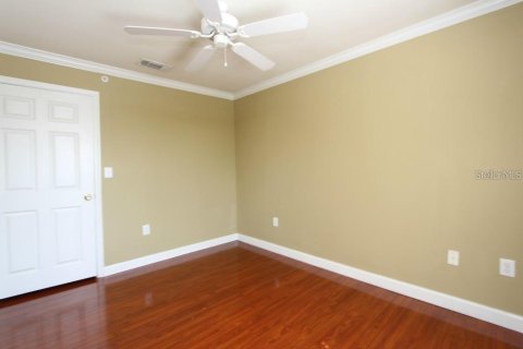 Condo in Tampa, Florida, 3 bedrooms  № 2218598 - photo 9