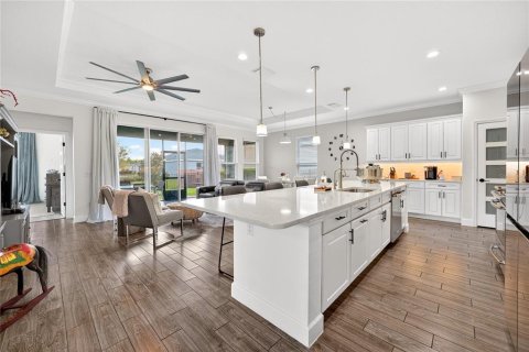 House in OCALA PRESERVE in Ocala, Florida 3 bedrooms, 172.24 sq.m. № 2221374 - photo 2
