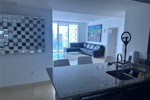 Снять в аренду кондоминиум в Майами, Флорида 2 спальни, 102.29м2, № 1955385 - фото 6