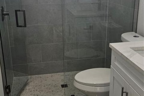 Купить виллу или дом в Кейп-Корал, Флорида 8 комнат, 142.33м2, № 1813476 - фото 15