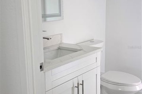 Купить виллу или дом в Кейп-Корал, Флорида 8 комнат, 142.33м2, № 1813476 - фото 9