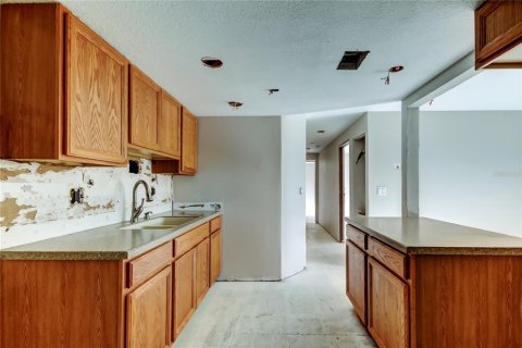 Condo in Bradenton, Florida, 2 bedrooms  № 1634117 - photo 9