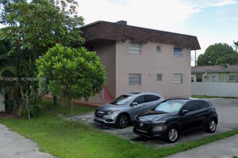 Immobilier commercial à vendre à Miami, Floride: 326.27 m2 № 2035129 - photo 11