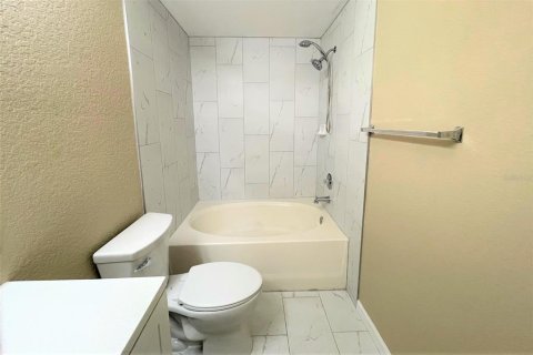 Купить кондоминиум в Темпл-Террас, Флорида 5 комнат, 80.45м2, № 1784338 - фото 13