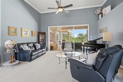 Villa ou maison à vendre à Weeki Wachee, Floride: 3 chambres, 303.05 m2 № 2298099 - photo 10