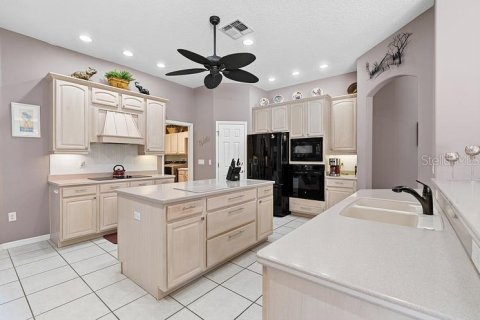 Villa ou maison à vendre à Weeki Wachee, Floride: 3 chambres, 303.05 m2 № 2298099 - photo 21