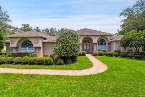 Villa ou maison à vendre à Weeki Wachee, Floride: 3 chambres, 303.05 m2 № 2298099 - photo 4