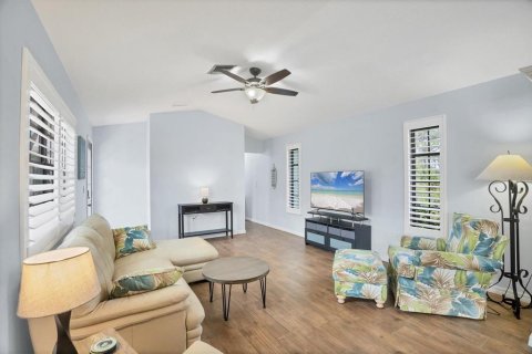 Casa en alquiler en Rotonda, Florida, 2 dormitorios, 90.3 m2 № 1820997 - foto 4