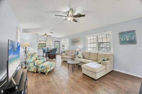 Casa en alquiler en Rotonda, Florida, 2 dormitorios, 90.3 m2 № 1820997 - foto 3
