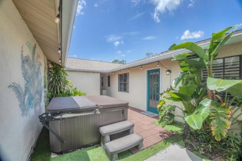 Casa en alquiler en Rotonda, Florida, 2 dormitorios, 90.3 m2 № 1820997 - foto 24
