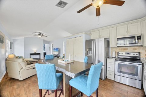 Casa en alquiler en Rotonda, Florida, 2 dormitorios, 90.3 m2 № 1820997 - foto 9