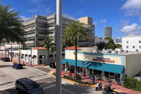 Copropriété à louer à Miami Beach, Floride: 1 chambre, 53.88 m2 № 1941307 - photo 1
