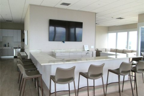 Condominio en venta en Pompano Beach, Florida, 2 dormitorios, 148.64 m2 № 2084984 - foto 20