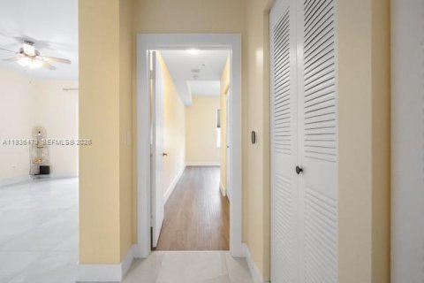 Снять в аренду кондоминиум в Форт-Лодердейл, Флорида 2 спальни, 107.12м2, № 1999015 - фото 9