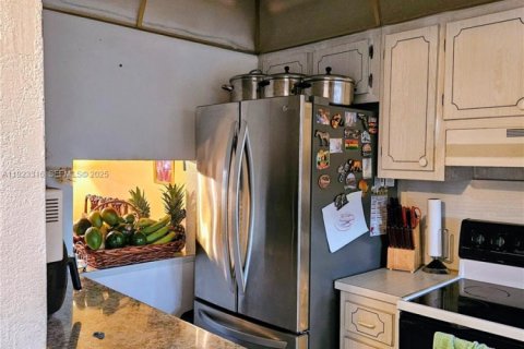 Купить кондоминиум в Санрайз, Флорида 2 спальни, 78.97м2, № 1982195 - фото 4