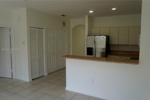 Купить таунхаус в Майами, Флорида 3 спальни, 121.52м2, № 2005073 - фото 8