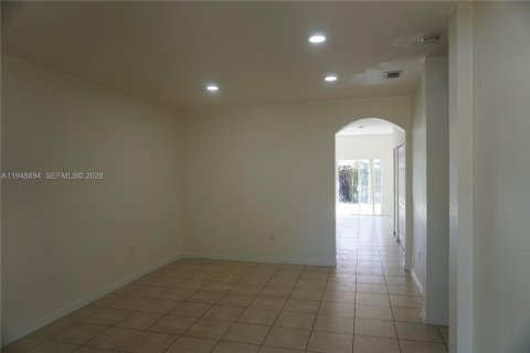 Купить таунхаус в Майами, Флорида 3 спальни, 121.52м2, № 2005073 - фото 10