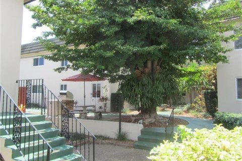 Condominio en alquiler en Fort Lauderdale, Florida, 2 dormitorios, 62.24 m2 № 1119061 - foto 1