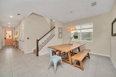 Casa en venta en Kissimmee, Florida, 7 dormitorios, 328.22 m2 № 831594 - foto 10