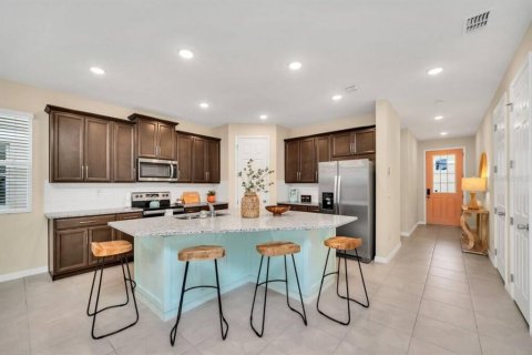 Casa en venta en Kissimmee, Florida, 7 dormitorios, 328.22 m2 № 831594 - foto 11