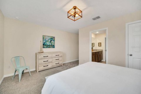 Casa en venta en Kissimmee, Florida, 7 dormitorios, 328.22 m2 № 831594 - foto 25