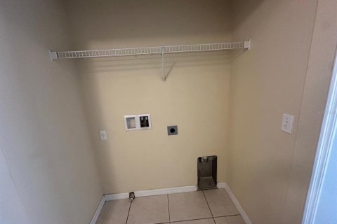 Touwnhouse à louer à Lakeland, Floride: 4 chambres, 137.4 m2 № 2428977 - photo 13